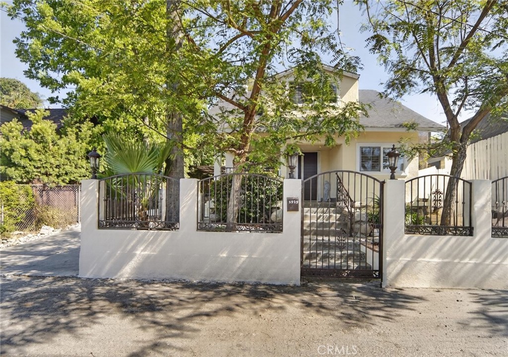 5929 Weaver Lane