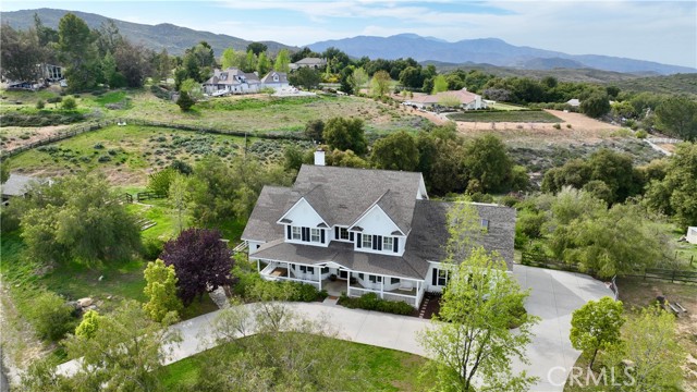 Detail Gallery Image 6 of 72 For 35159 El Dorado St, Lake Elsinore,  CA 92530 - 6 Beds | 3/1 Baths