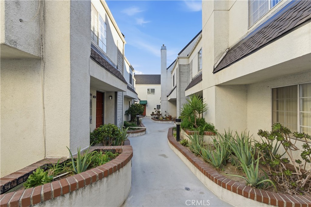 MLS #DW25259521 image #24