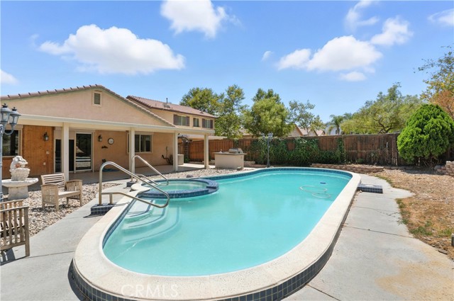 Detail Gallery Image 38 of 43 For 29193 Sunswept Dr, Lake Elsinore,  CA 92530 - 3 Beds | 2 Baths