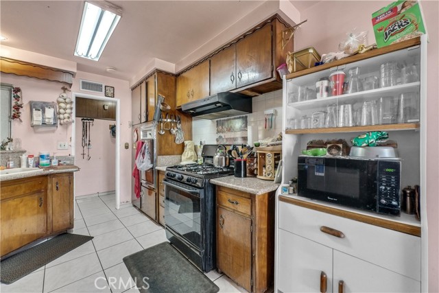 3261 Viola Drive, Riverside CA: https://media.crmls.org/medias/2a7a8ee5-bfb6-4f35-b25d-5503e9480867.jpg