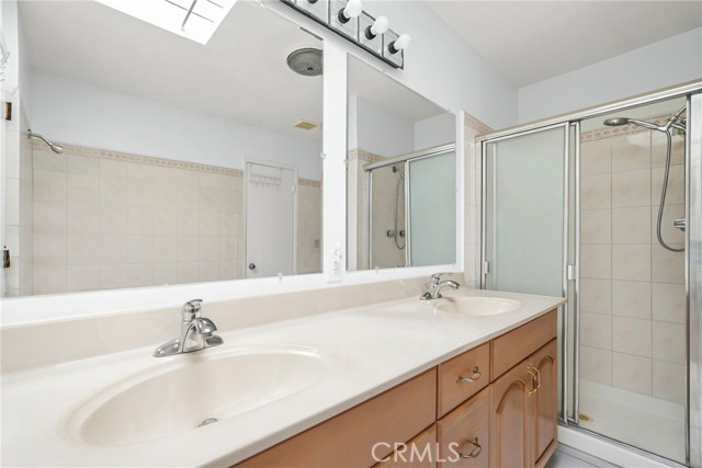 Detail Gallery Image 21 of 25 For 429 E Providencia #B,  Burbank,  CA 91501 - 2 Beds | 1/1 Baths