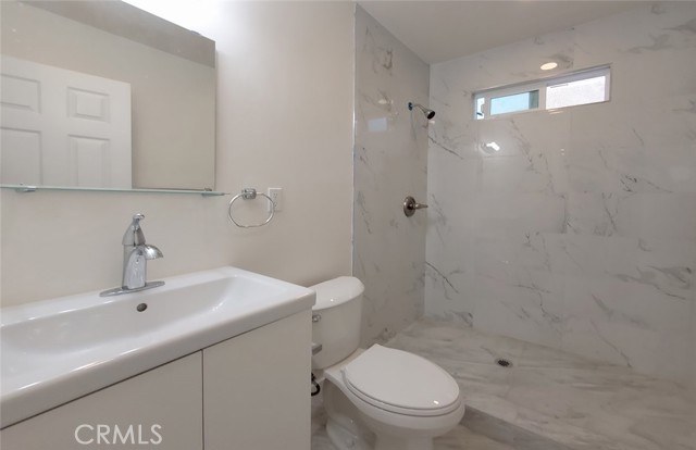 Detail Gallery Image 6 of 21 For 1622 1624 W 2nd St, Santa Ana,  CA 92703 - – Beds | – Baths