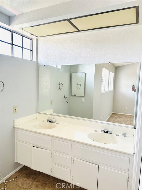 Detail Gallery Image 8 of 12 For 12205 Champlain St, Moreno Valley,  CA 92557 - 3 Beds | 2 Baths