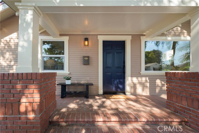 Detail Gallery Image 3 of 27 For 4245 E 6th, Long Beach,  CA 90814 - 2 Beds | 1 Baths