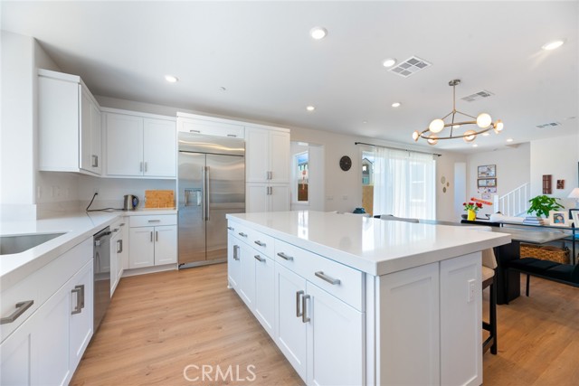 Detail Gallery Image 4 of 25 For 188 Merit, Irvine,  CA 92618 - 4 Beds | 3/1 Baths