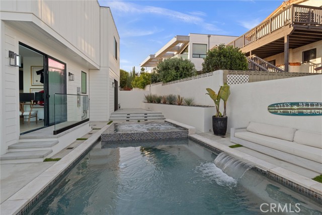 Detail Gallery Image 29 of 48 For 1504 Prospect Ave, Hermosa Beach,  CA 90254 - 4 Beds | 5 Baths
