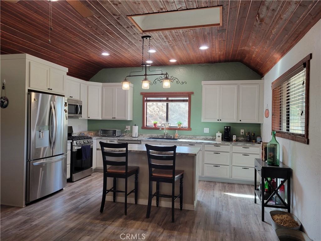 60861 Burnt Valley Road
