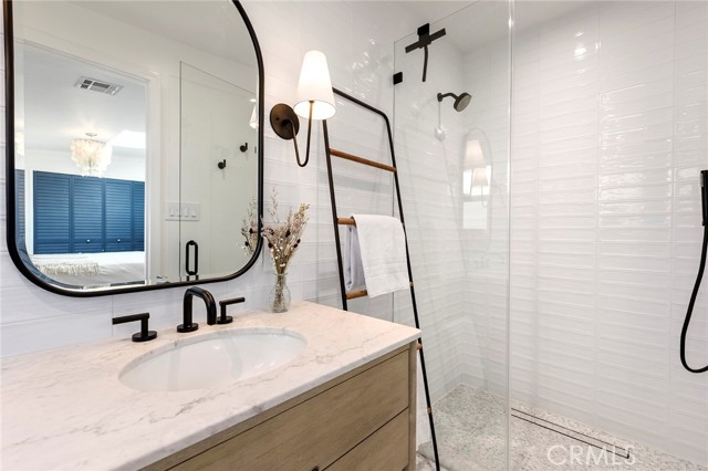 Detail Gallery Image 11 of 20 For 17430 Tulsa St, Granada Hills,  CA 91344 - 3 Beds | 2 Baths