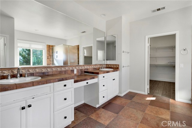 Detail Gallery Image 42 of 66 For 16959 Broken Rock Ct, Riverside,  CA 92503 - 4 Beds | 3/1 Baths