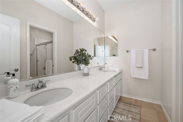 Detail Gallery Image 28 of 33 For 18742 Calera Ln, Huntington Beach,  CA 92648 - 4 Beds | 4/1 Baths