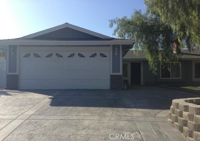 3402 Bayberry Drive, Chino Hills CA: https://media.crmls.org/medias/2a80c456-1460-478e-8de4-6096ec1e872a.jpg