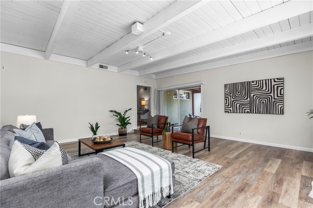Detail Gallery Image 18 of 41 For 9006 Haveteur Way, San Diego,  CA 92123 - 3 Beds | 2 Baths