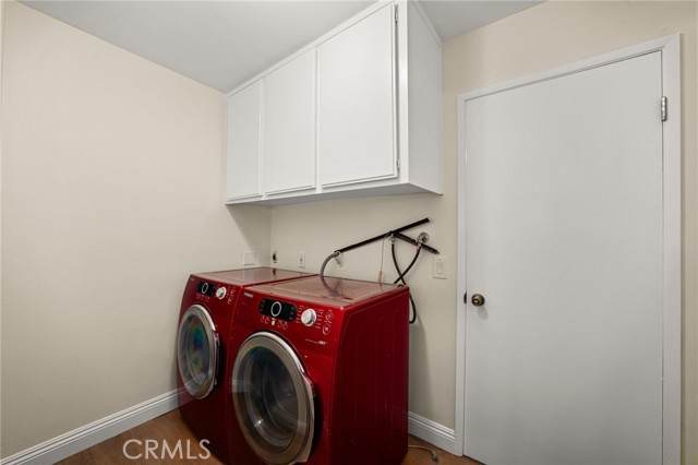 719 S Goldfinch Way, Anaheim Hills CA: https://media.crmls.org/medias/2a81e4b5-8480-47e5-8e65-918796e19ec9.jpg