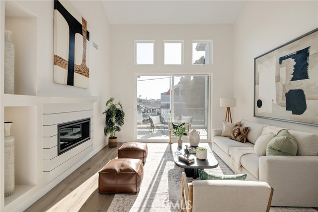 1802 Blossom Lane, Redondo Beach CA: https://media.crmls.org/medias/2a830905-f0ef-4b2d-ae56-0db1aa8345bb.jpg