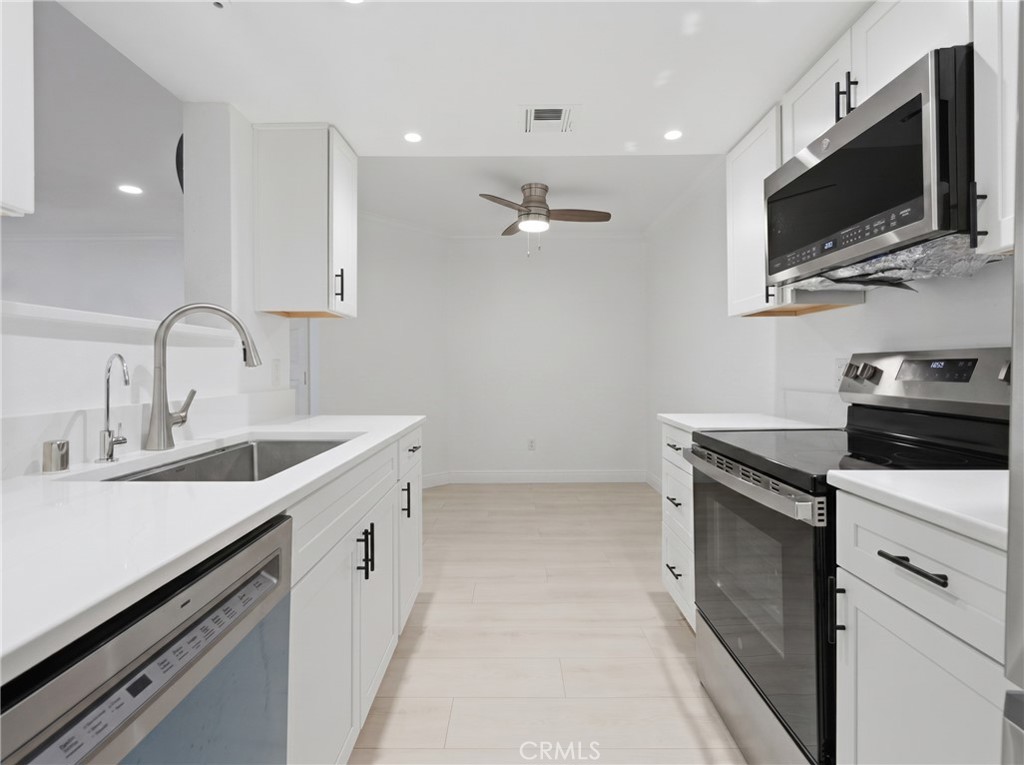 12023 Alta Carmel Court - photo 7