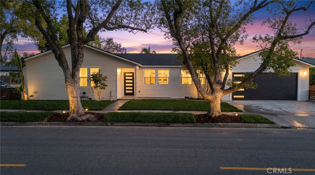700 W 10th Street