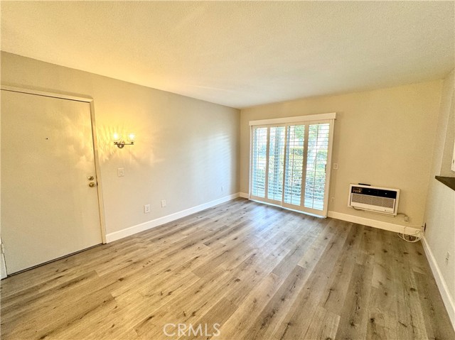 Detail Gallery Image 10 of 20 For 960 E Bonita Ave #5,  Pomona,  CA 91767 - 1 Beds | 1 Baths