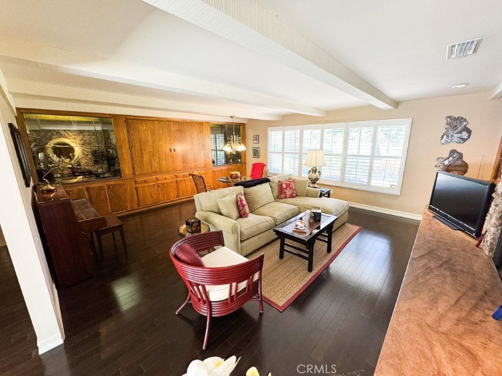 1521 N Columbus Avenue Glendale img 22
