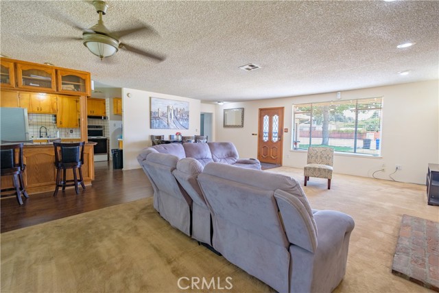 Detail Gallery Image 7 of 19 For 8841 California Ave, Riverside,  CA 92503 - 3 Beds | 2 Baths