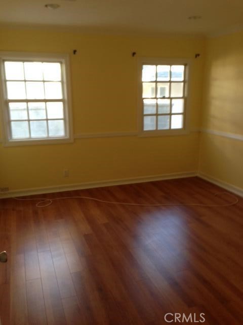 Detail Gallery Image 5 of 18 For 19224 Sylvan St, Tarzana,  CA 91335 - 3 Beds | 2 Baths