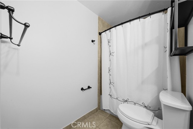 Image 19 of 34 For 273 Solano  