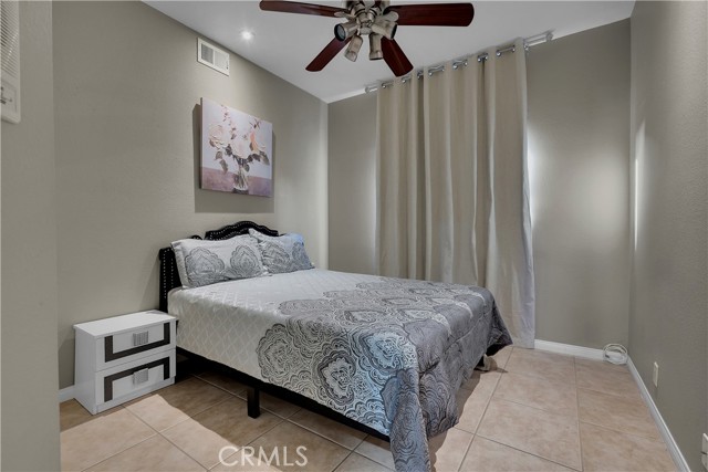 Detail Gallery Image 35 of 59 For 39990 Gibraltar Dr, Murrieta,  CA 92562 - 5 Beds | 3 Baths