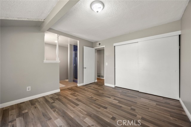 12210 Groveland Avenue, Whittier CA: https://media.crmls.org/medias/2a88391e-f4e3-4508-b5fb-7d0030014e45.jpg