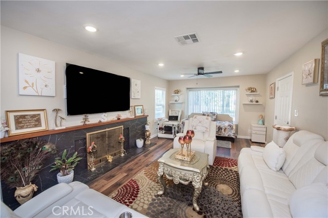 Detail Gallery Image 6 of 37 For 2803 Ladera Rd, San Bernardino,  CA 92405 - 3 Beds | 2 Baths