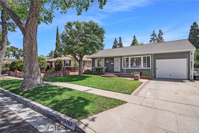 Image 2 for 5702 Castana Ave, Lakewood, CA 90712