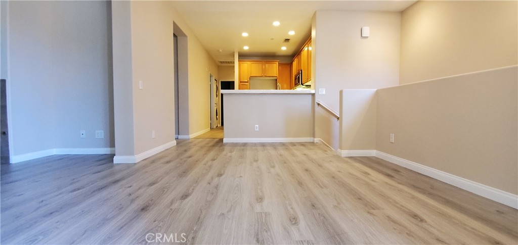 1800 E Lakeshore Drive #2911