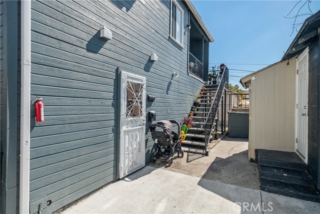 Image 3 of 30 For 961 47th Street