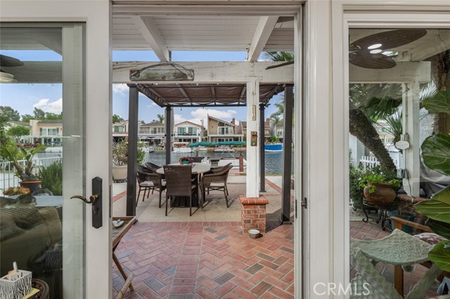 21778 Tahoe Lane, Lake Forest CA: https://media.crmls.org/medias/2a8b9e35-bc77-4dce-bbfe-947cd6c3aba9.jpg