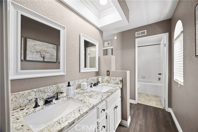Detail Gallery Image 8 of 23 For 1992 Moonbeam Cir, Upland,  CA 91784 - 3 Beds | 2/1 Baths