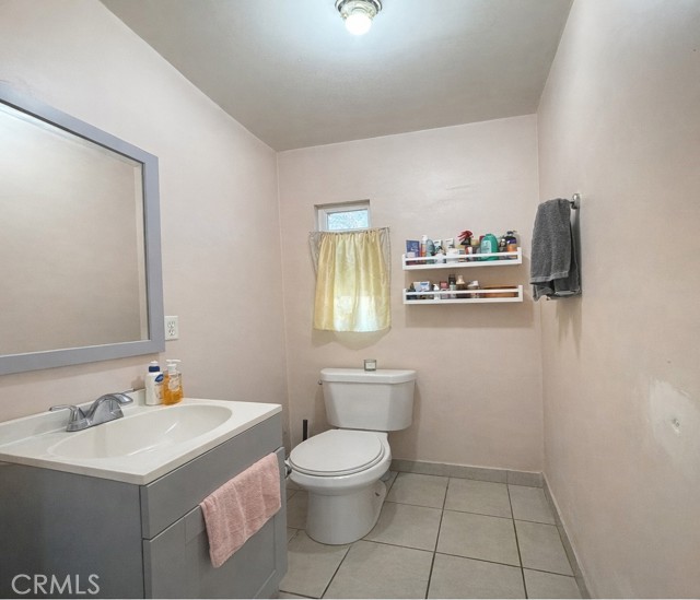 Detail Gallery Image 13 of 21 For 3625 E Marcelle, Compton,  CA 90221 - 3 Beds | 1/1 Baths