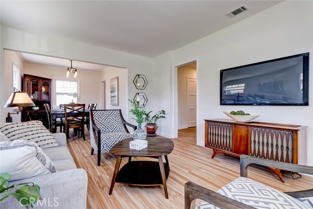 2607 Robinson Street, Redondo Beach, California 90278, 3 Bedrooms Bedrooms, ,1 BathroomBathrooms,Residential,Sold,Robinson,SB22142244