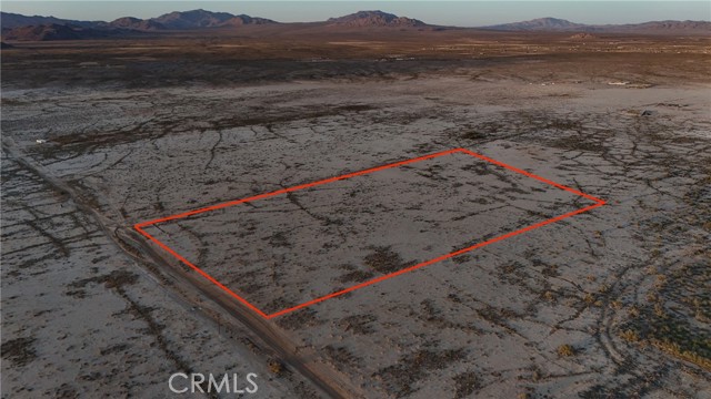 Detail Gallery Image 9 of 11 For 732 Locust Ave, Lucerne Valley,  CA 92356 - – Beds | – Baths