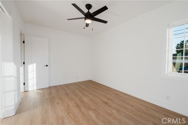 14631 S Condon Ave, Lawndale CA: https://media.crmls.org/medias/2a8e8542-831c-46b6-9fcd-7de0e06012d0.jpg