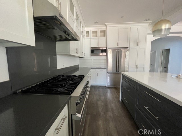 Detail Gallery Image 7 of 15 For 1717 Oakdale St, Pasadena,  CA 91106 - 4 Beds | 5 Baths