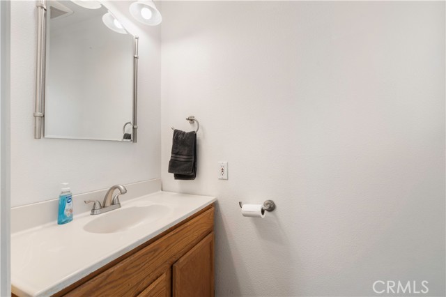 Detail Gallery Image 28 of 63 For 110 S Russell, Lakeport,  CA 95453 - 2 Beds | 1/1 Baths