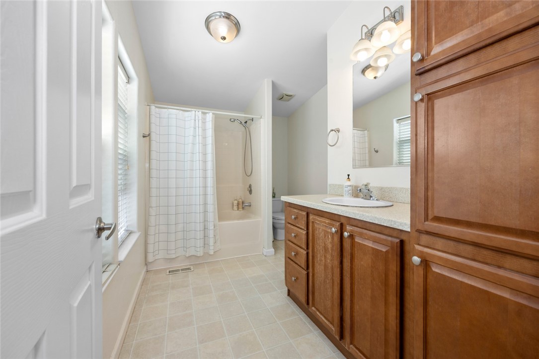 Detail Gallery Image 33 of 65 For 19127 Pioneer Bld #53,  Artesia,  CA 90701 - 3 Beds | 2/1 Baths