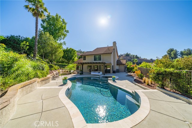 5347 E Big Sky Lane, Anaheim Hills CA: https://media.crmls.org/medias/2a91a40c-c7cb-4028-99c3-f49d374cebe9.jpg