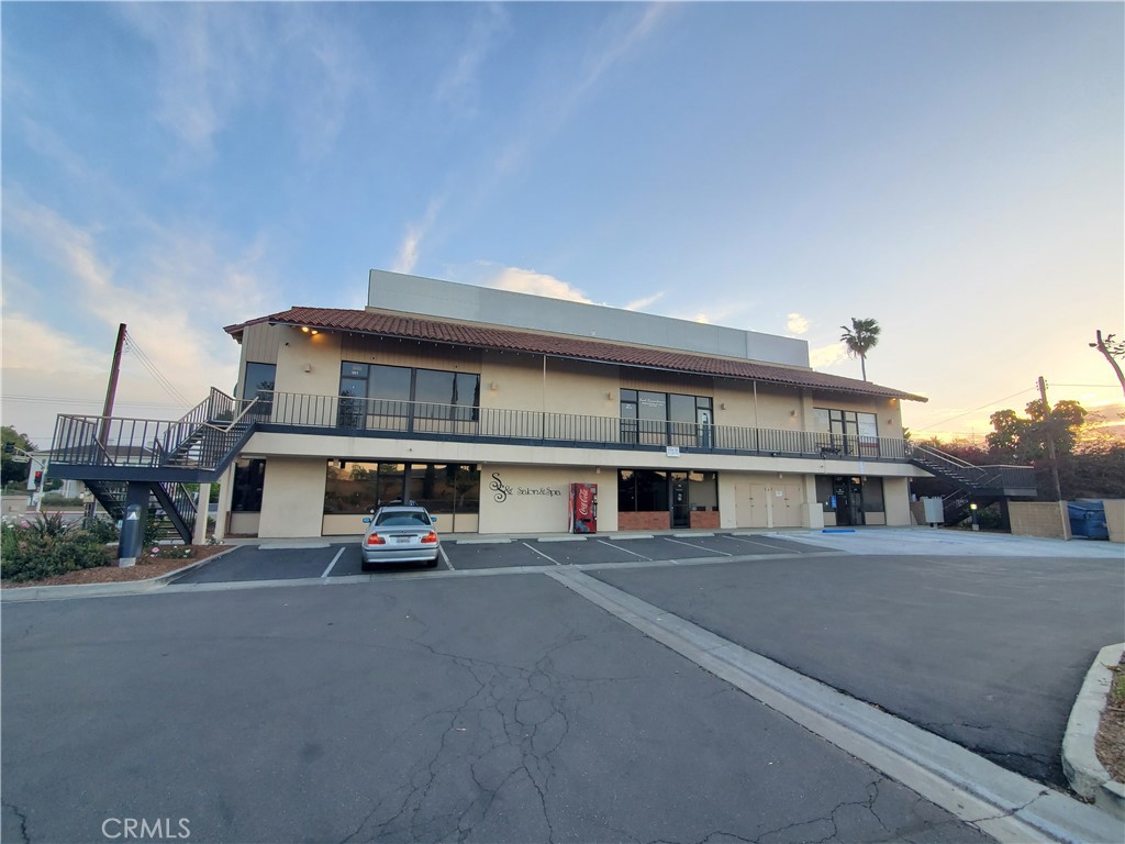895 E Yorba Linda Boulevard 201, Placentia, CA 92870