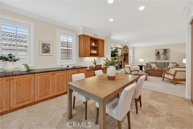 6467 Frampton, Huntington Beach CA: https://media.crmls.org/medias/2a928c53-4443-4182-8032-bacad4a6c5c7.jpg