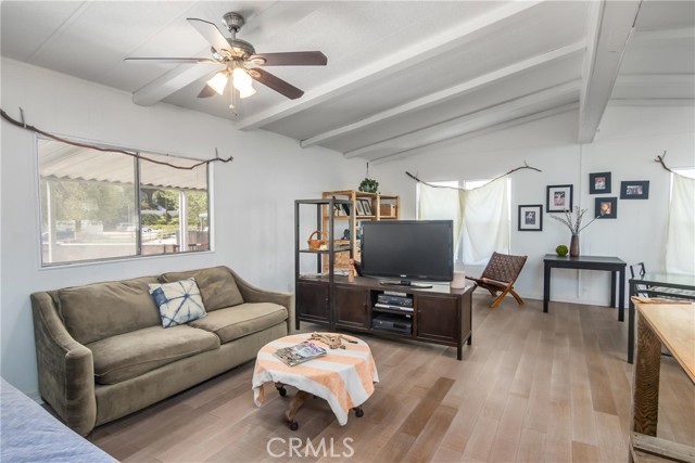 Detail Gallery Image 13 of 26 For 21515 Placerita Canyon Rd #15,  Newhall,  CA 91321 - 2 Beds | 2 Baths