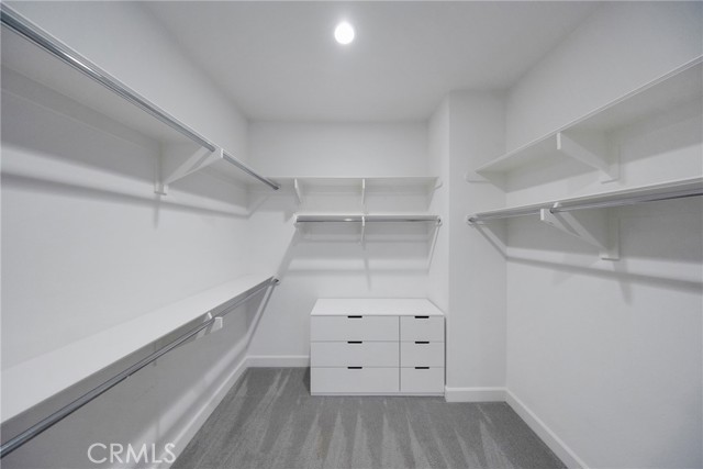 72 English Saddle, Irvine CA: https://media.crmls.org/medias/2a9367a1-9953-4d51-b61e-e372fa31c3cb.jpg
