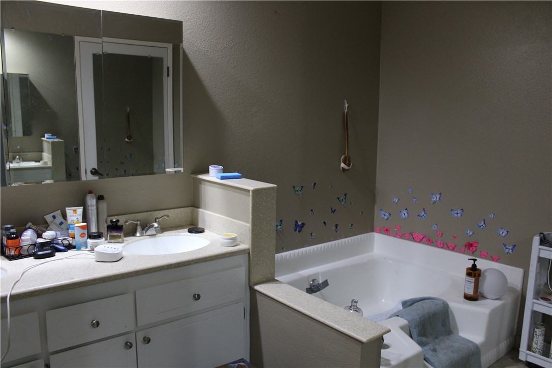 Detail Gallery Image 33 of 50 For 6775 Kenyon Ave, Hesperia,  CA 92345 - 4 Beds | 2/1 Baths