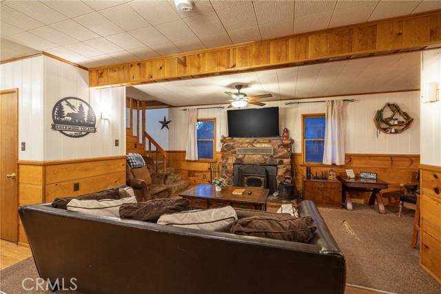 Detail Gallery Image 10 of 34 For 211 W Sherwood Bld, Big Bear City,  CA 92314 - 3 Beds | 2 Baths