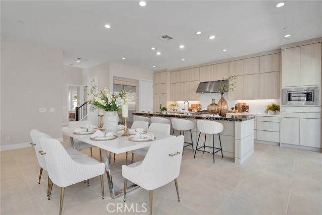 Detail Gallery Image 4 of 53 For 121 Mulberry, Lake Forest,  CA 92630 - 5 Beds | 5 Baths