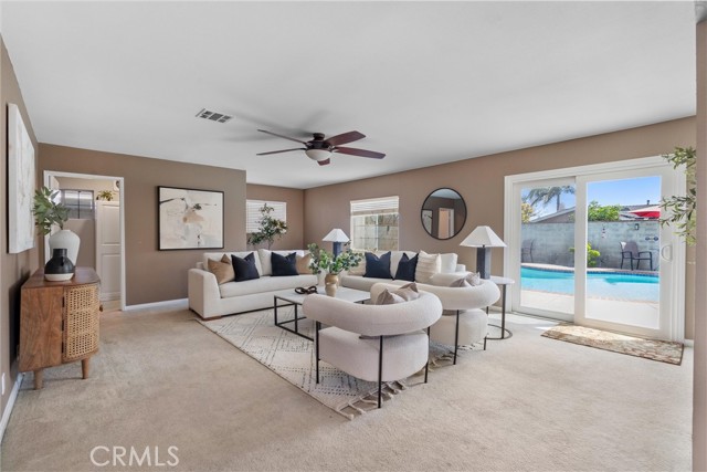 Detail Gallery Image 13 of 32 For 1108 Greenhedge St, Torrance,  CA 90502 - 3 Beds | 2 Baths